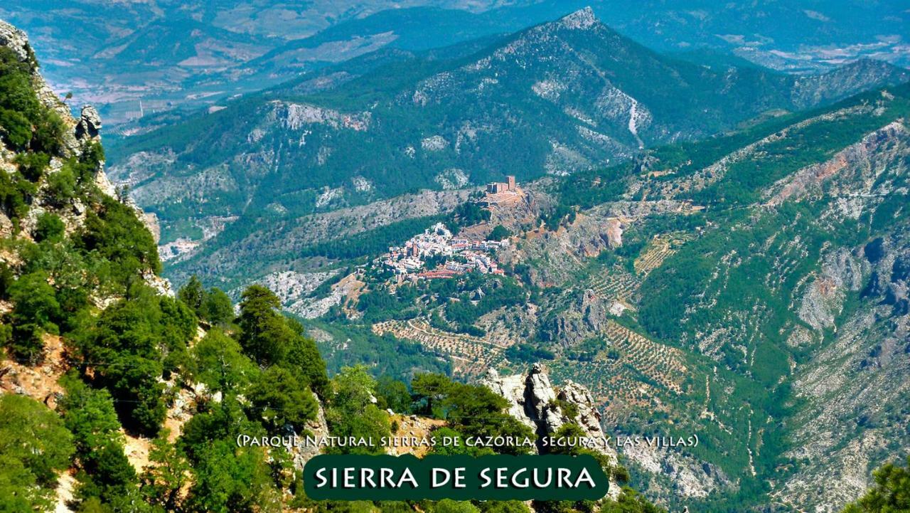 منزل الضيف La Puerta de Segura  في La Vieja Parra المظهر الخارجي الصورة